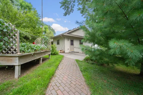 27906 Ambassador Drive