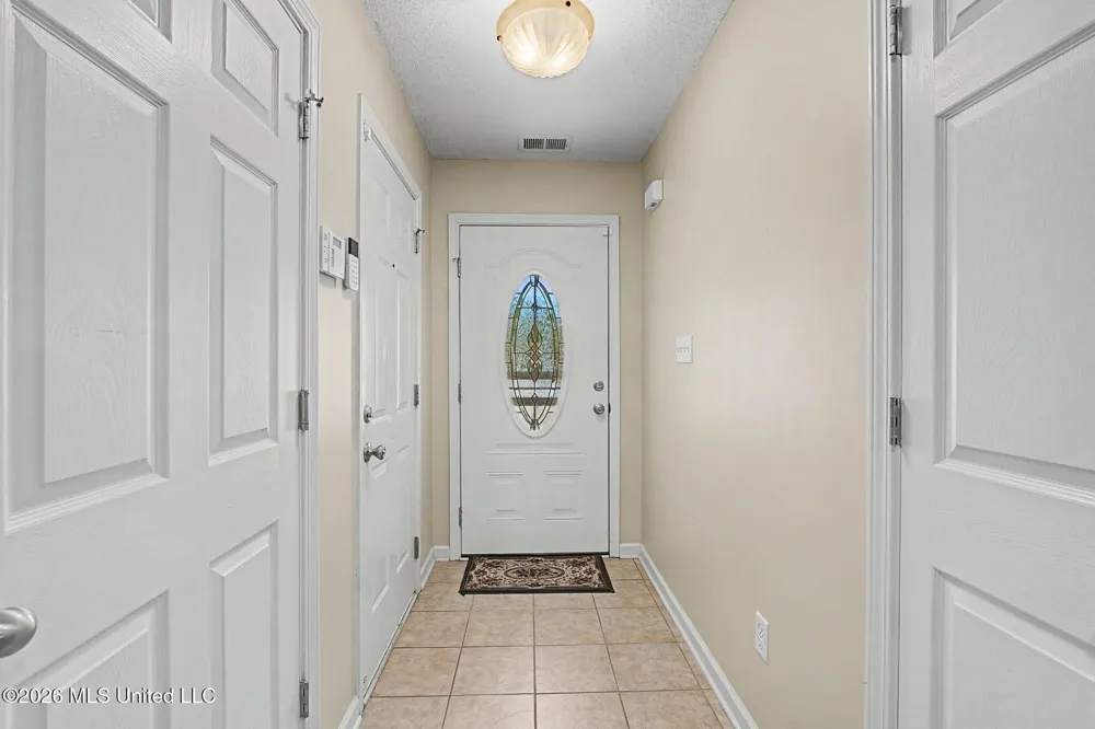 5590 Gilliland Cove Southaven, MS 38671