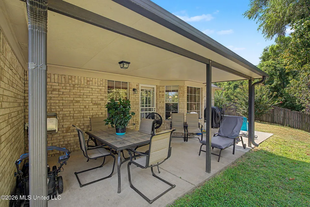 5590 Gilliland Cove Southaven, MS 38671