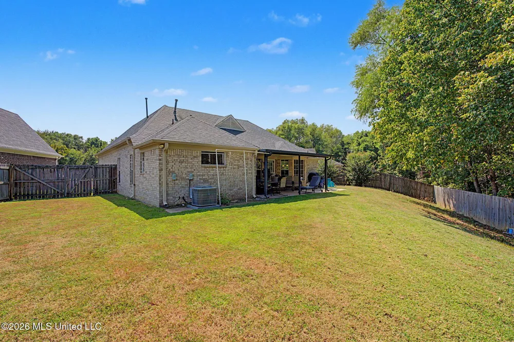 5590 Gilliland Cove Southaven, MS 38671