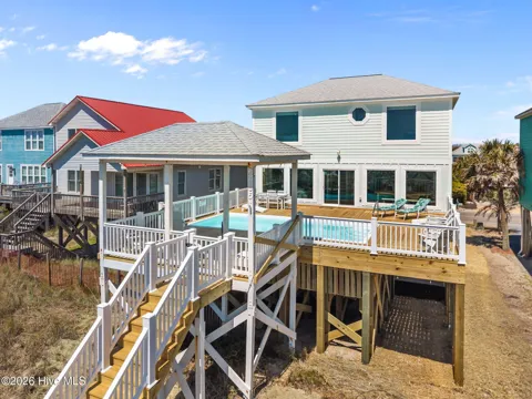 2205 E Beach Drive