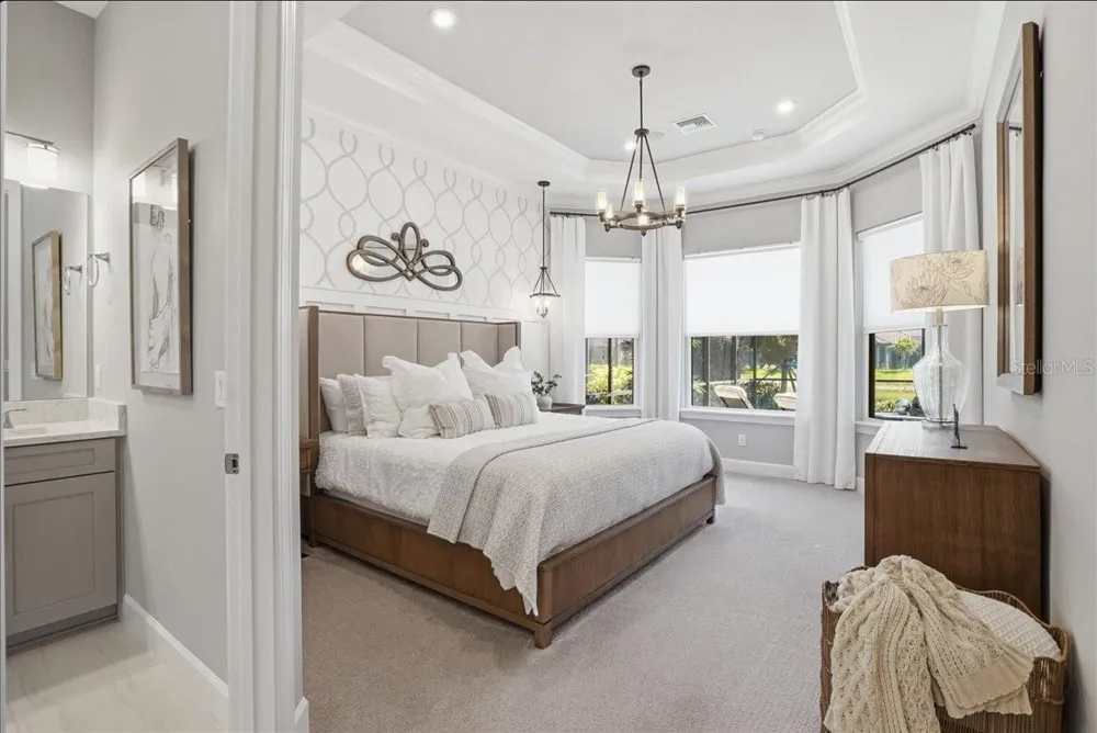 6243 PLATEAU COURT Bradenton, FL 34203