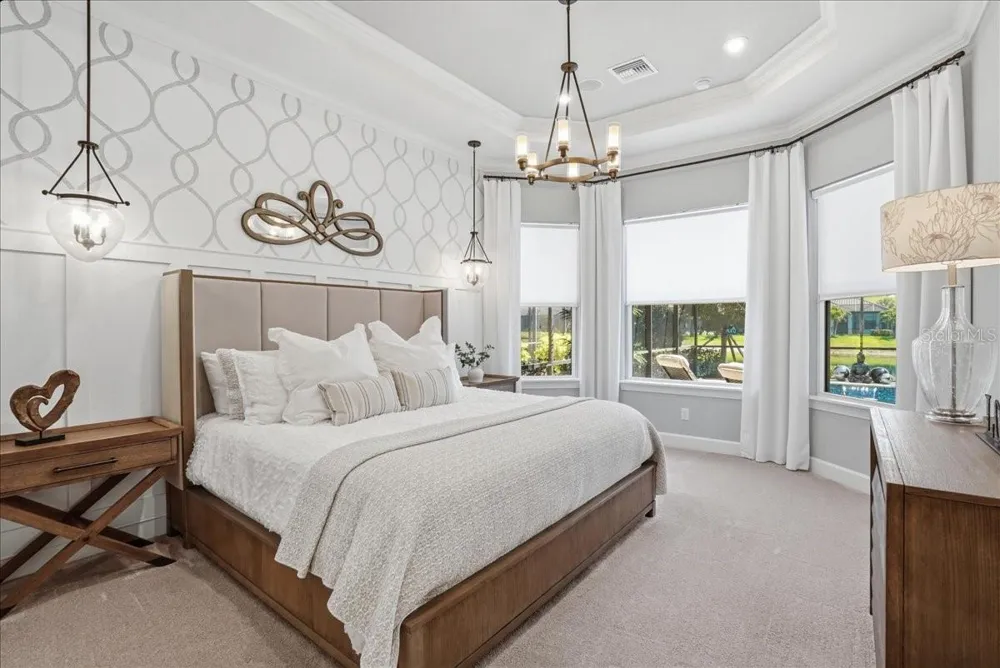 6243 PLATEAU COURT Bradenton, FL 34203