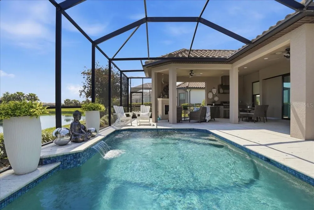 6243 PLATEAU COURT Bradenton, FL 34203