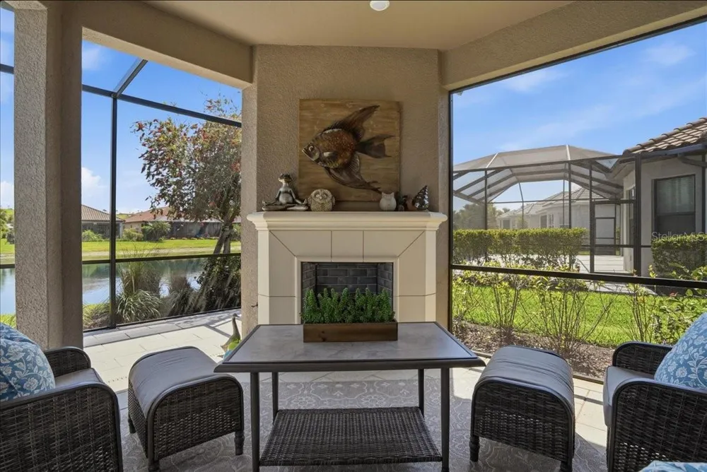 6243 PLATEAU COURT Bradenton, FL 34203