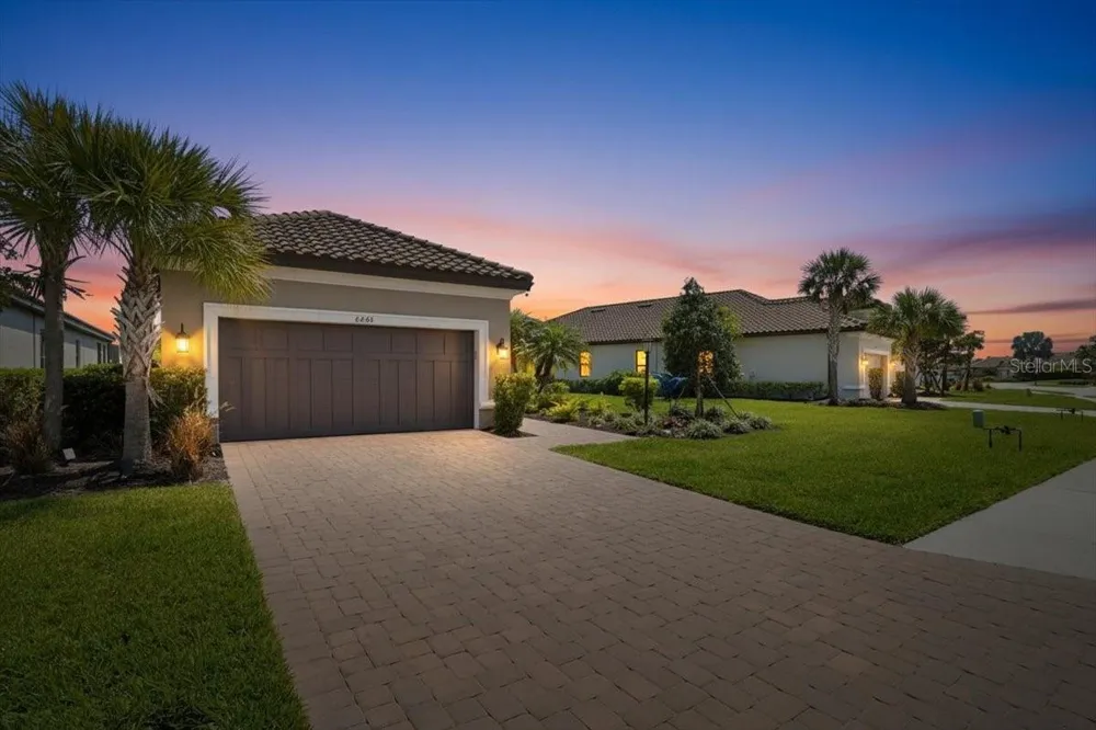 6243 PLATEAU COURT Bradenton, FL 34203