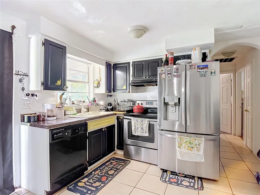 5942 20TH STREET Zephyrhills, FL 33542