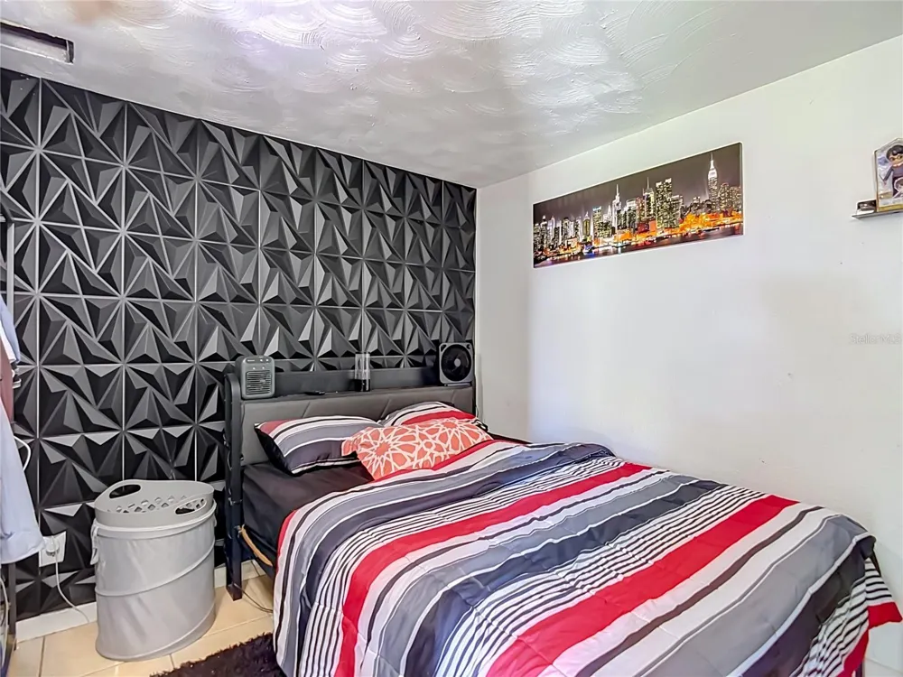 5942 20TH STREET Zephyrhills, FL 33542