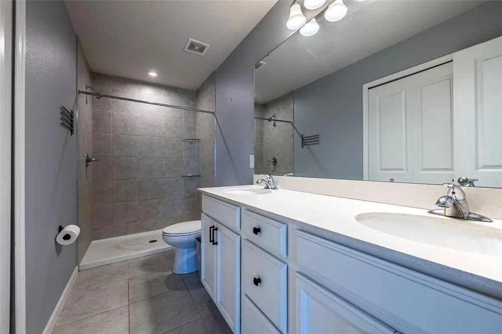 3084 INLET BREEZE WAY Holiday, FL 34691
