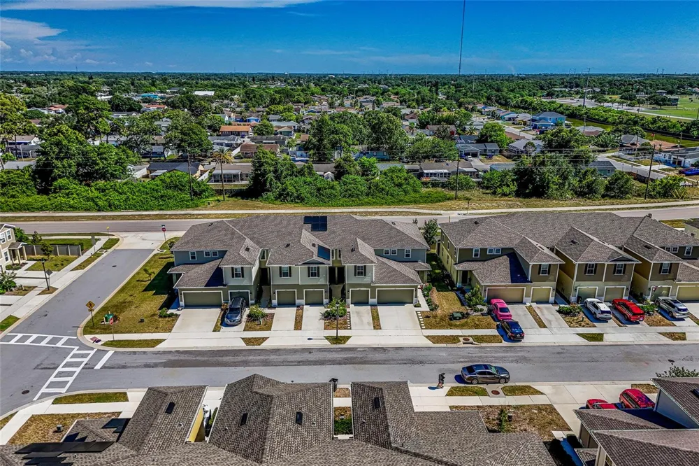 3084 INLET BREEZE WAY Holiday, FL 34691