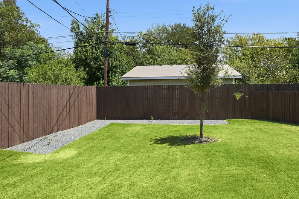 1500 Sylvan Glade #A Austin, TX 78745