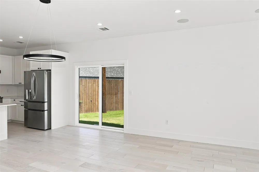 1500 Sylvan Glade #A Austin, TX 78745
