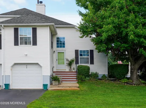 113 Racquet Road