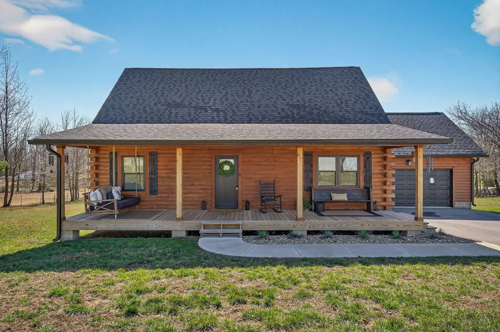 108 Crestview Ln Livingston, TN 38570