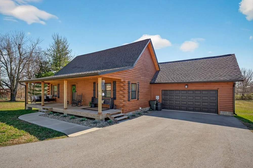 108 Crestview Ln Livingston, TN 38570