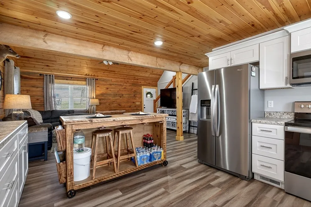 108 Crestview Ln Livingston, TN 38570