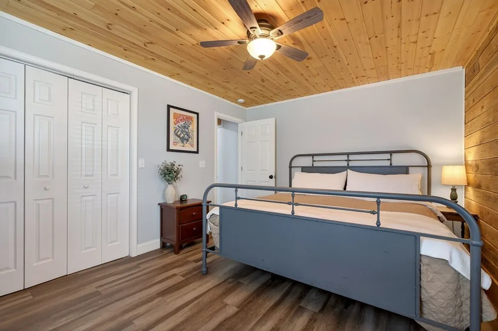 108 Crestview Ln Livingston, TN 38570