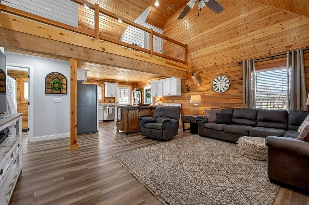 108 Crestview Ln Livingston, TN 38570