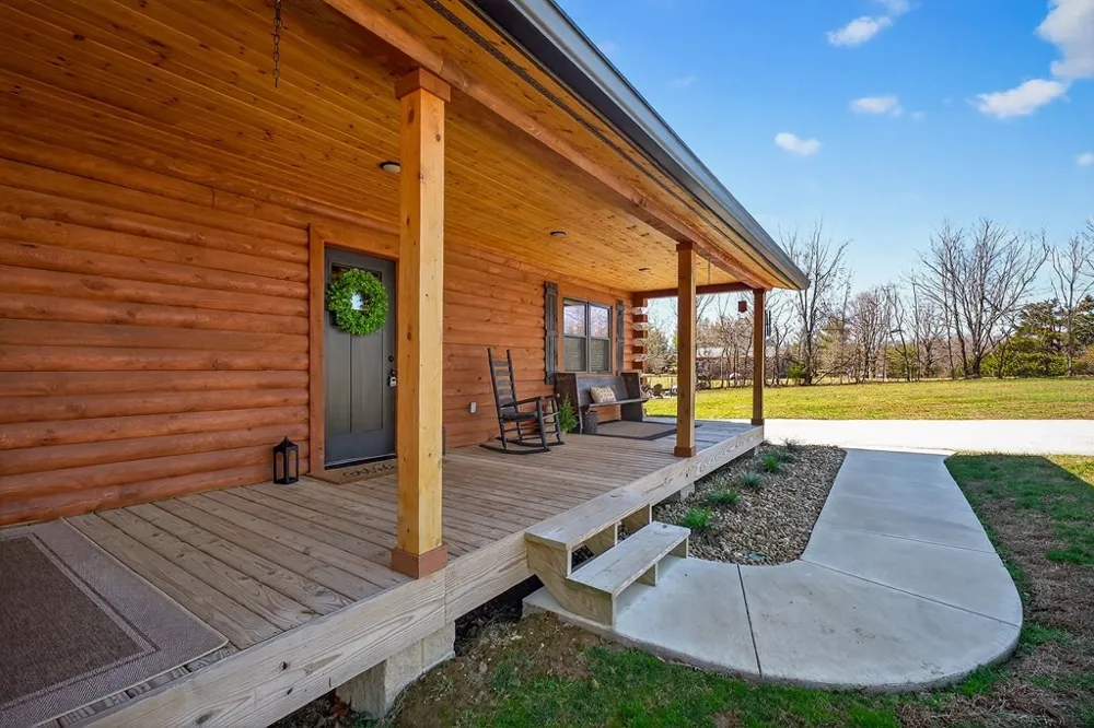 108 Crestview Ln Livingston, TN 38570