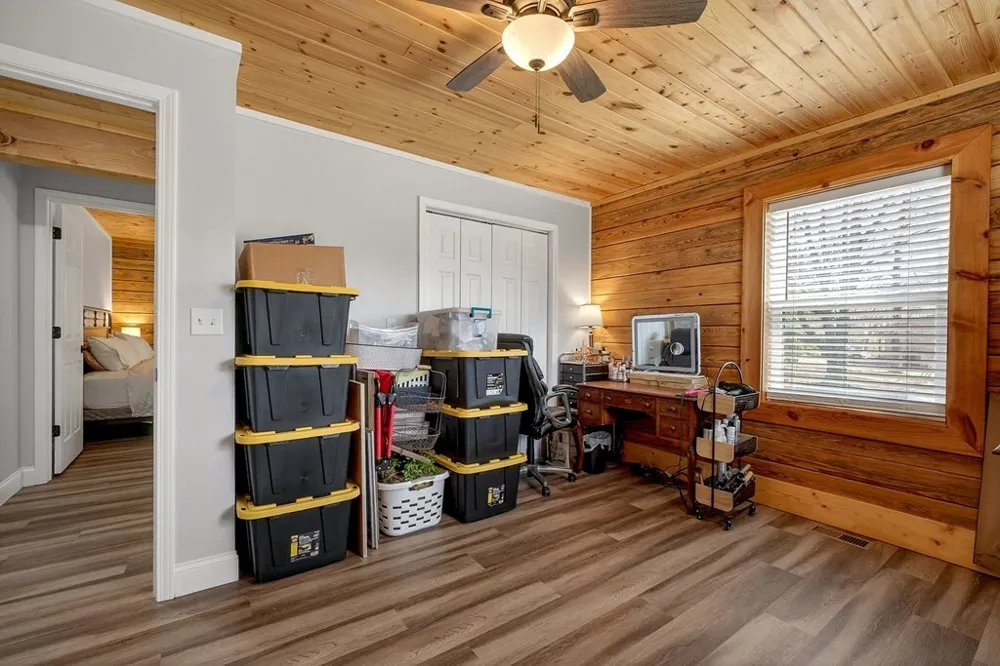 108 Crestview Ln Livingston, TN 38570