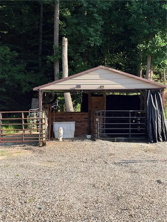 5705 Statesville Road North Wilkesboro, NC 28659
