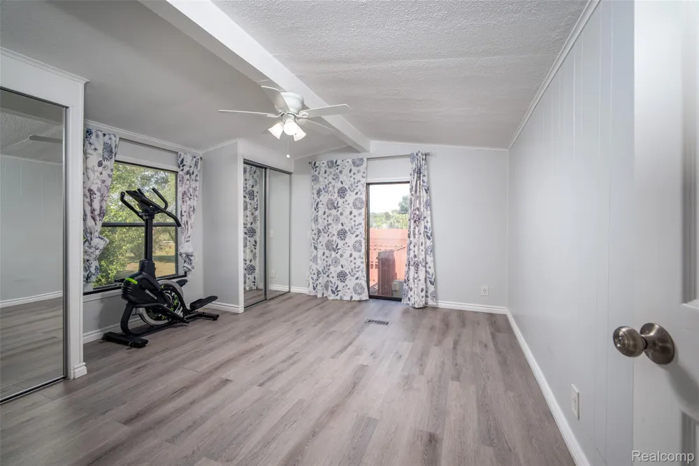 2043 Marmoor Drive Shelby Charter Township, MI 48317