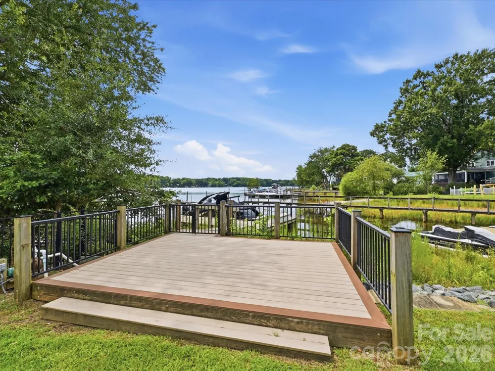 20845 Lagoona Drive Cornelius, NC 28031
