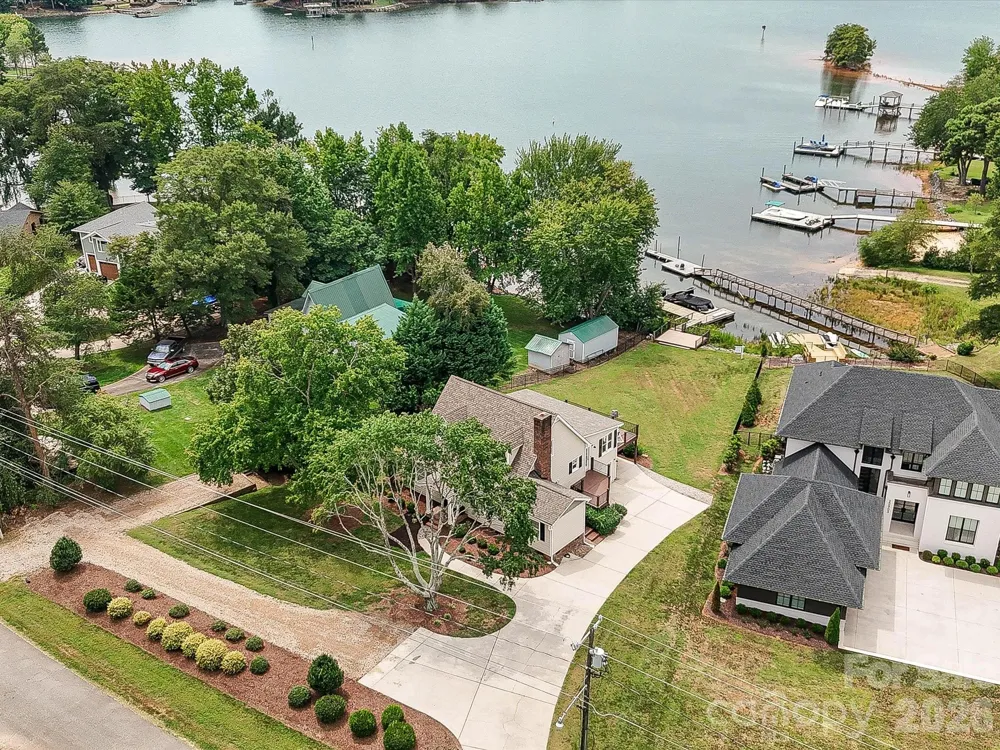 20845 Lagoona Drive Cornelius, NC 28031