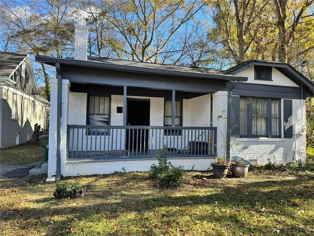 880 Cascade Avenue SW Atlanta, GA 30311
