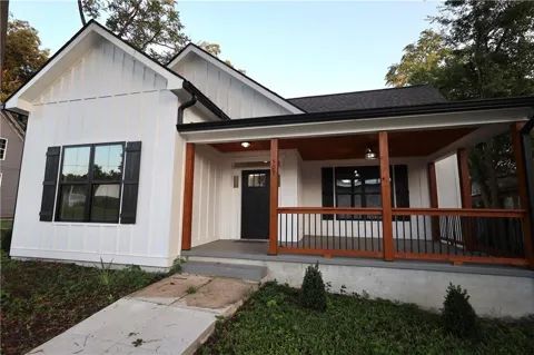 509 College Street