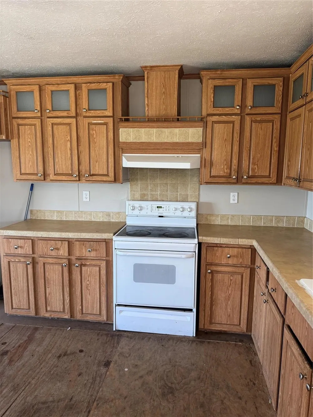 910 Star Drive Granbury, TX 76049