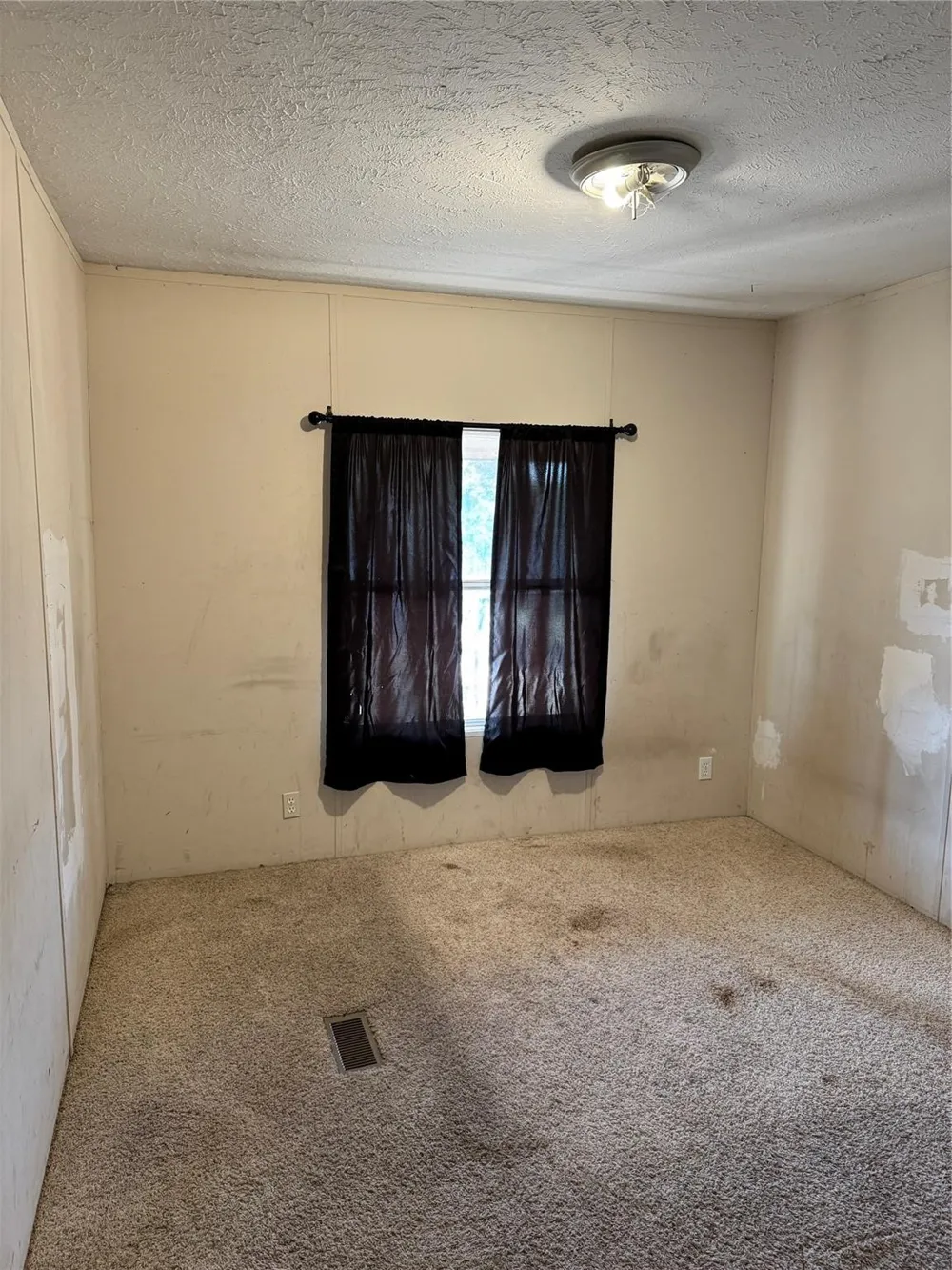 910 Star Drive Granbury, TX 76049