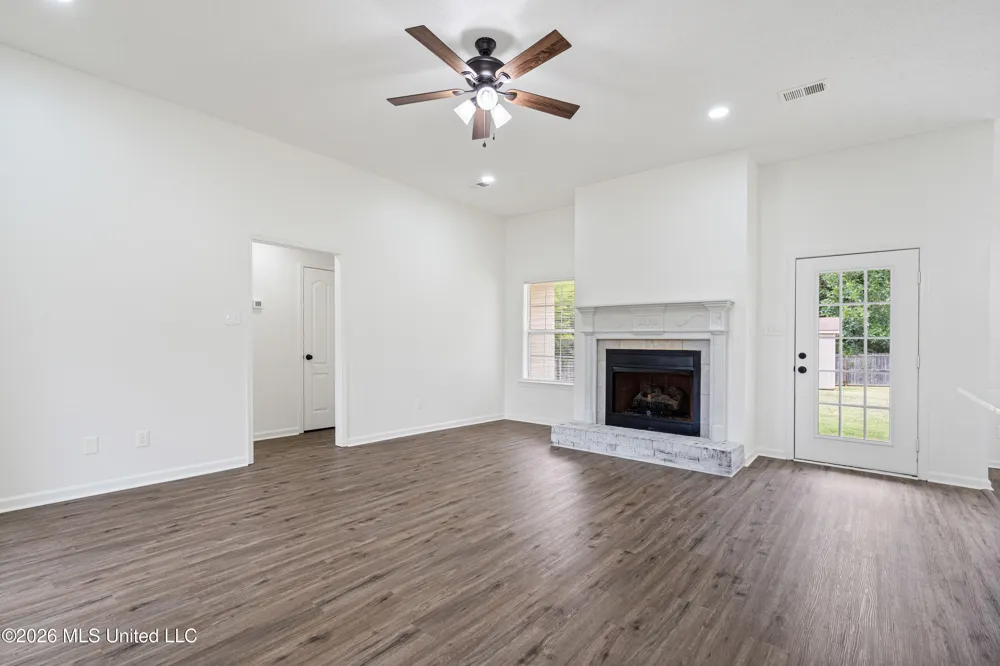 1090 Fawn Drive Hernando, MS 38632