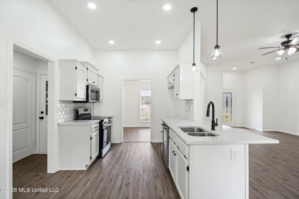 1090 Fawn Drive Hernando, MS 38632