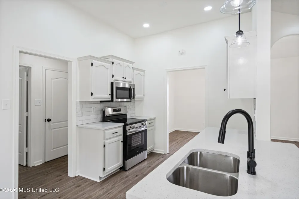 1090 Fawn Drive Hernando, MS 38632