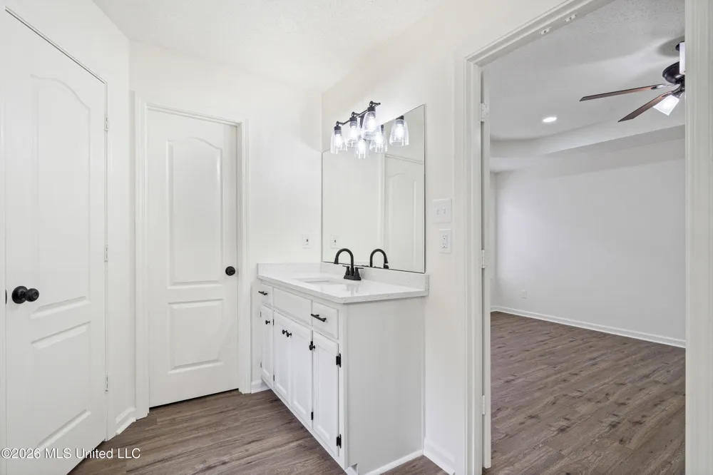 1090 Fawn Drive Hernando, MS 38632