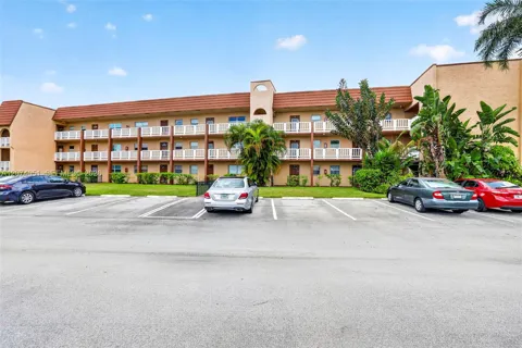 2731 Pine Island Rd #205