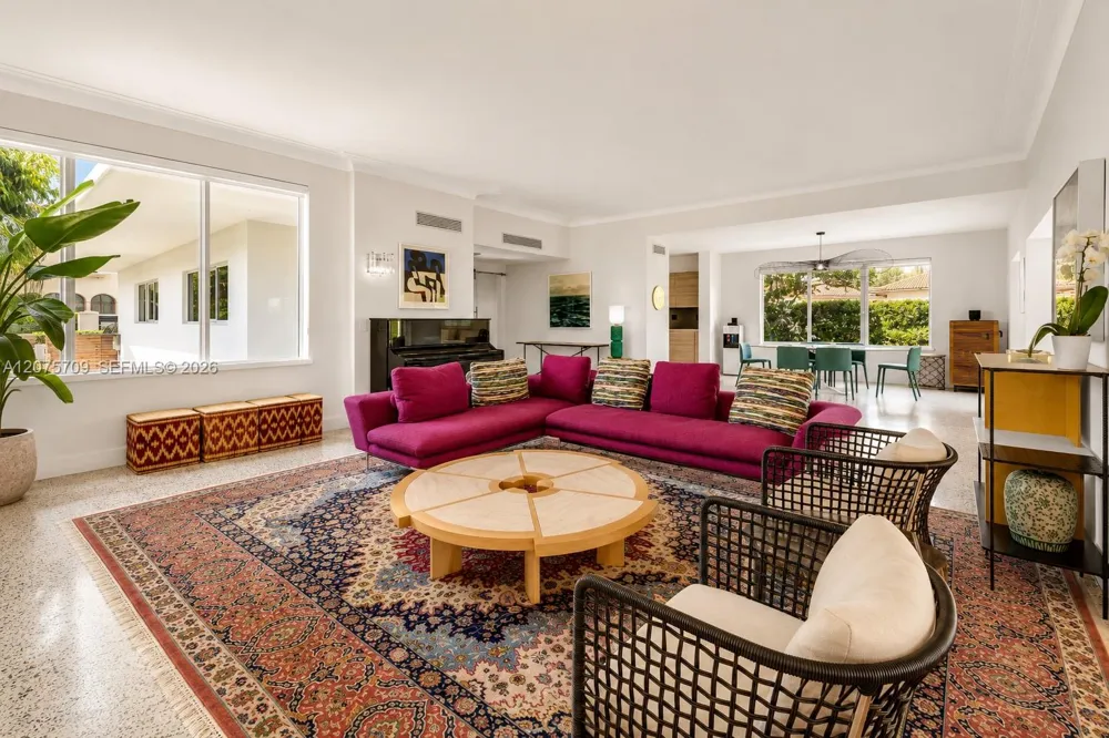 1885 Daytonia Rd Miami Beach, FL 33141