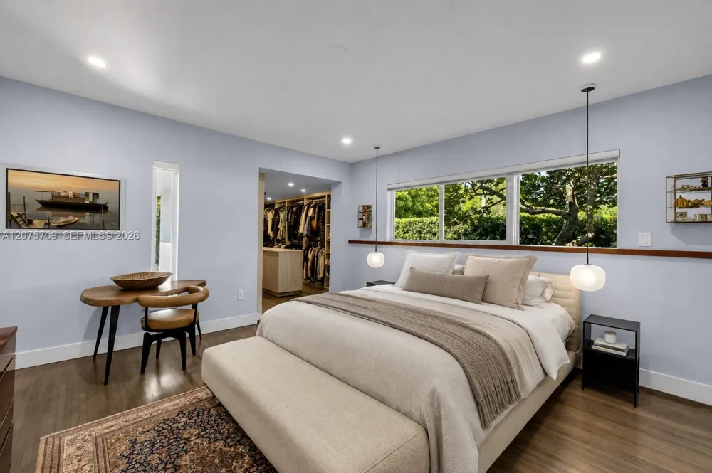 1885 Daytonia Rd Miami Beach, FL 33141