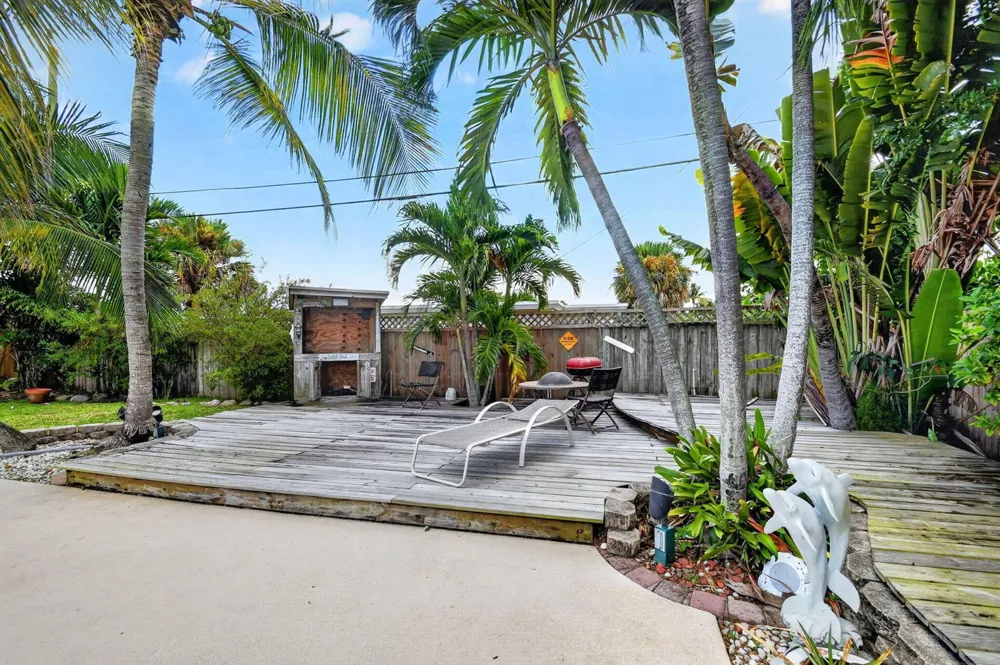 111 VASSAR DRIVE 