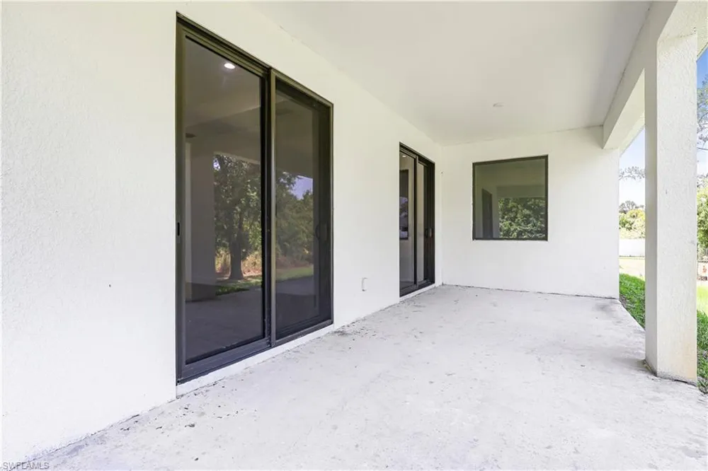 2902 11th Street W Lehigh Acres, FL 33971