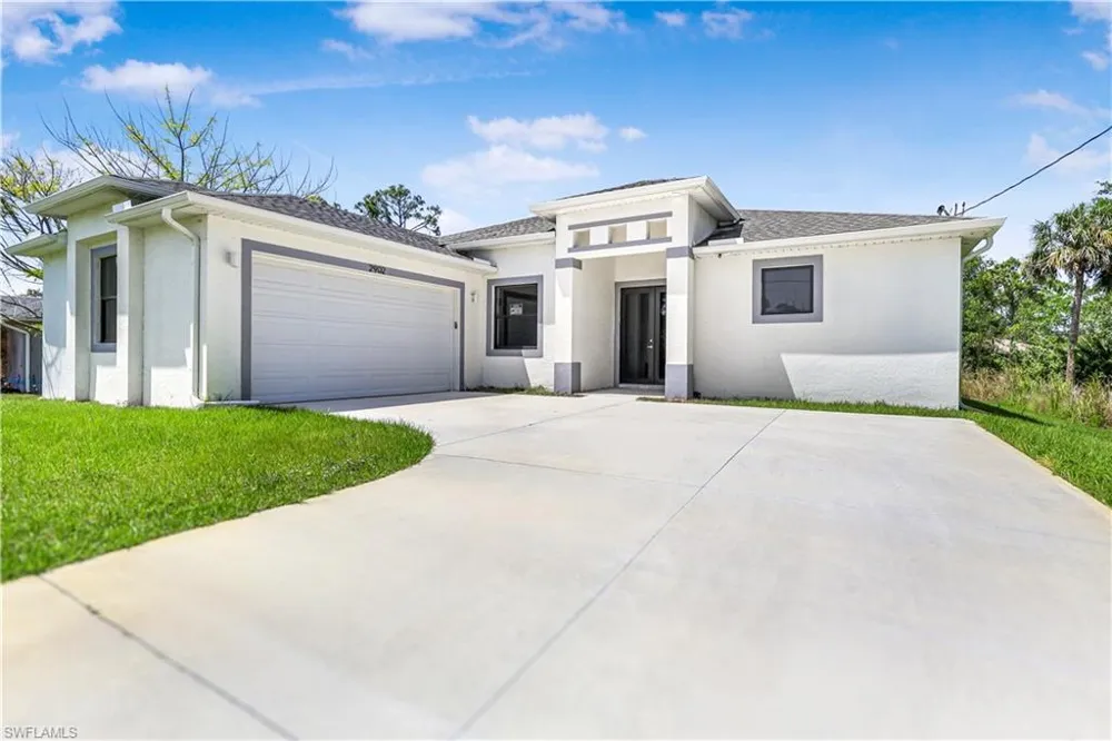 2902 11th Street W Lehigh Acres, FL 33971