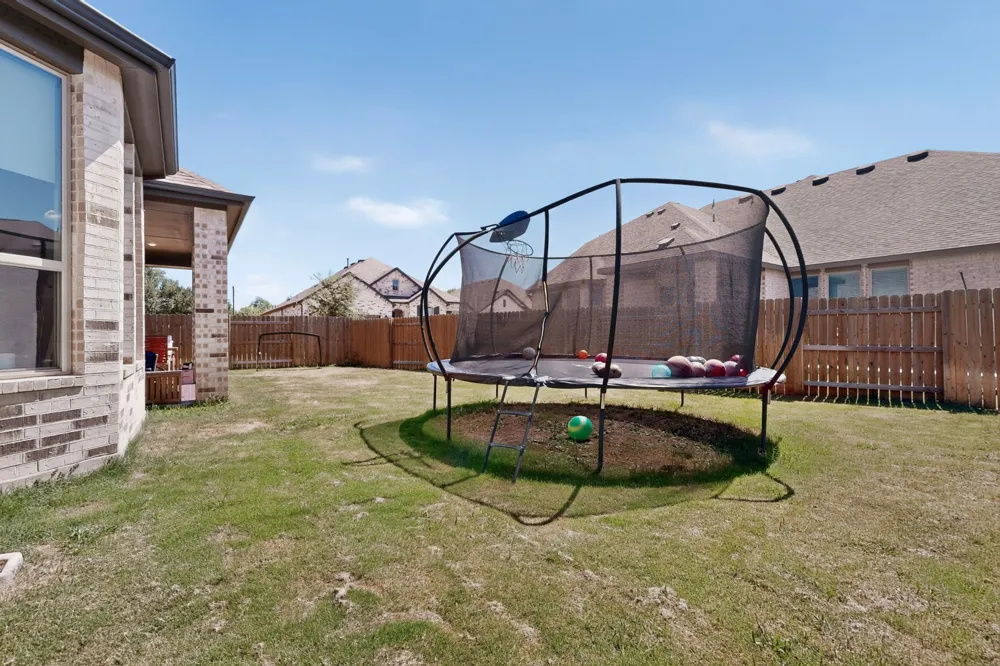 4010 Flowstone Lane Round Rock, TX 78681