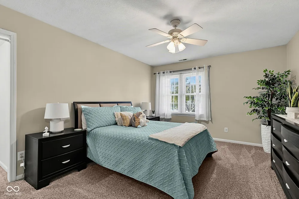 9981 Sugarleaf Place Fishers, IN 46038