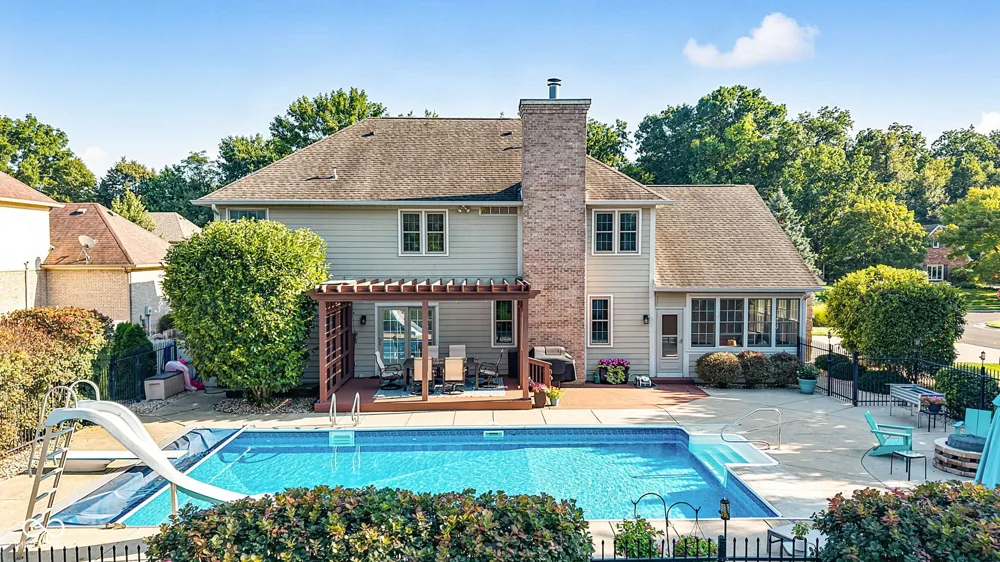 9981 Sugarleaf Place Fishers, IN 46038