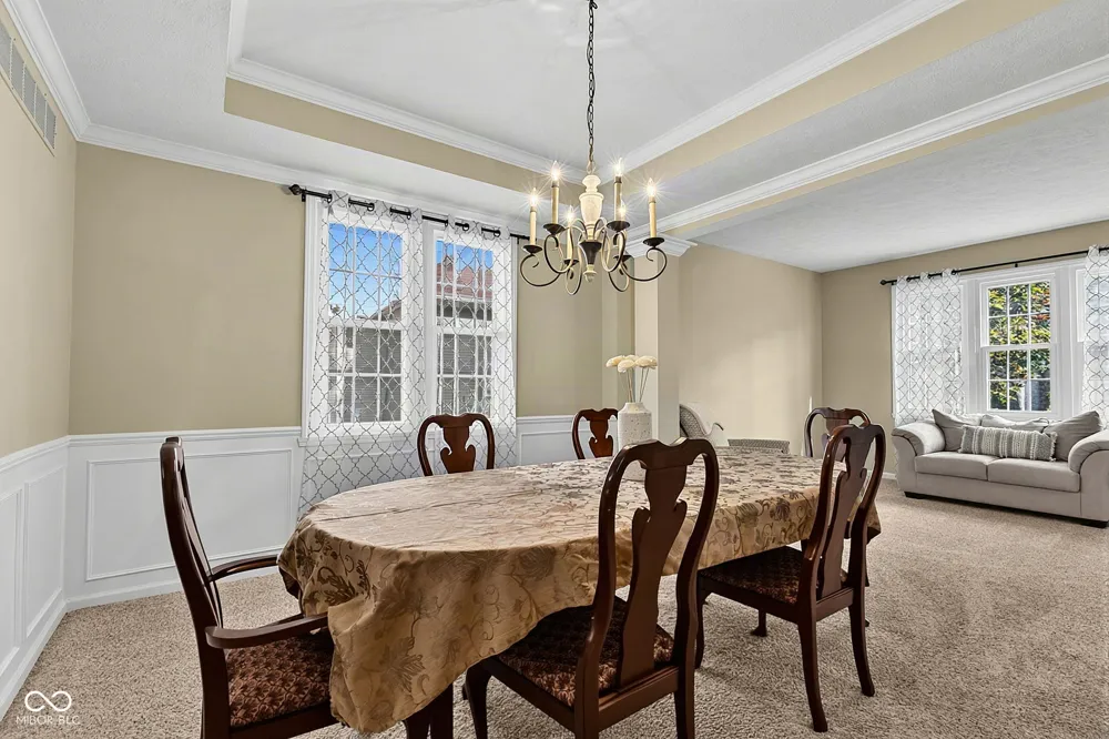 9981 Sugarleaf Place Fishers, IN 46038