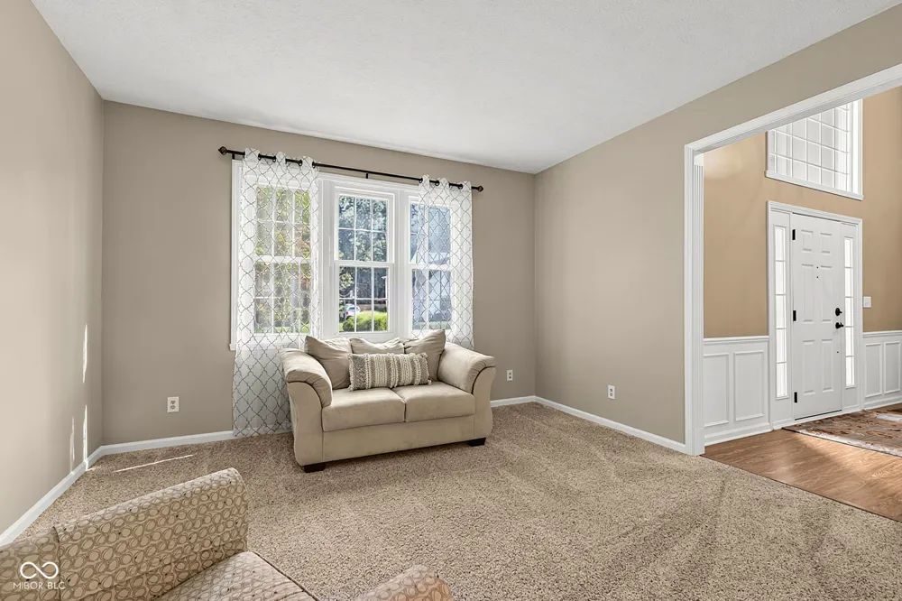 9981 Sugarleaf Place Fishers, IN 46038