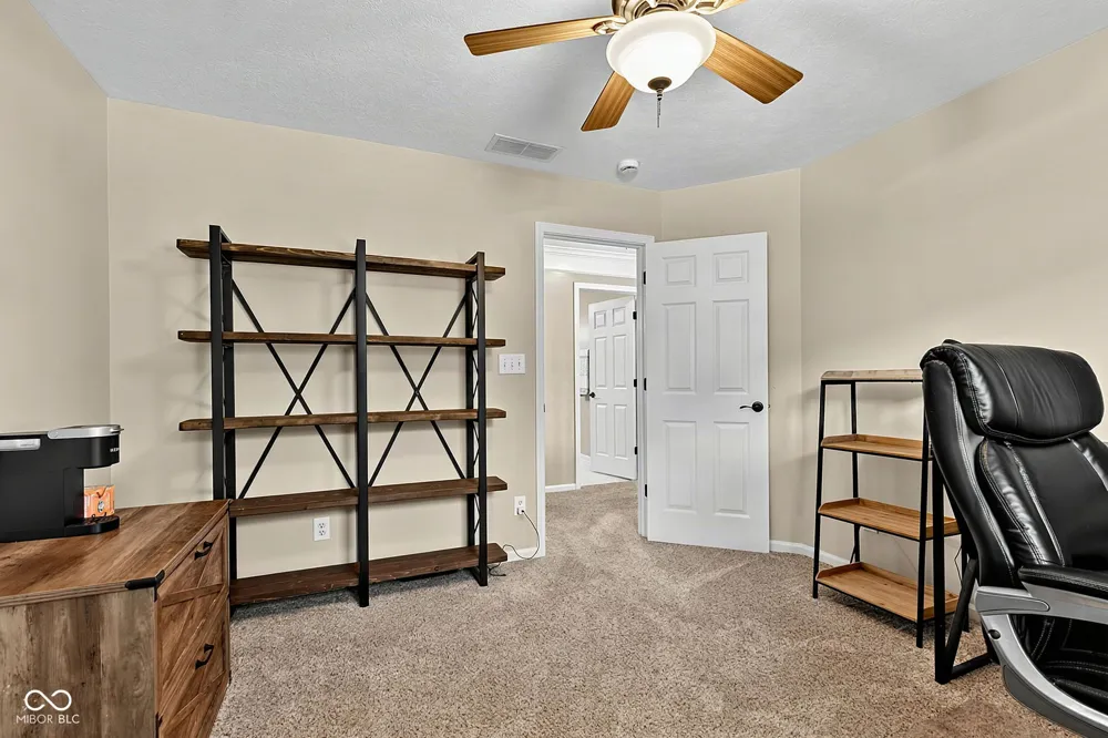 9981 Sugarleaf Place Fishers, IN 46038