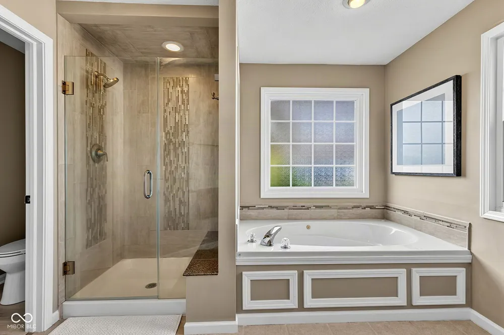 9981 Sugarleaf Place Fishers, IN 46038
