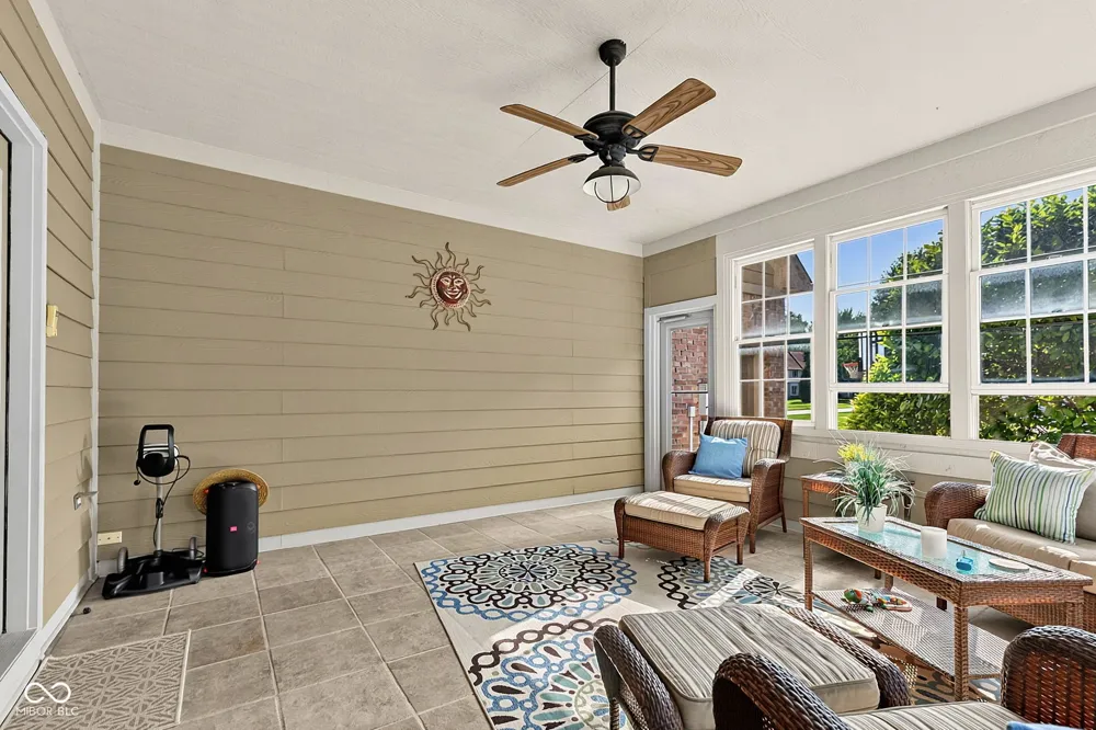 9981 Sugarleaf Place Fishers, IN 46038